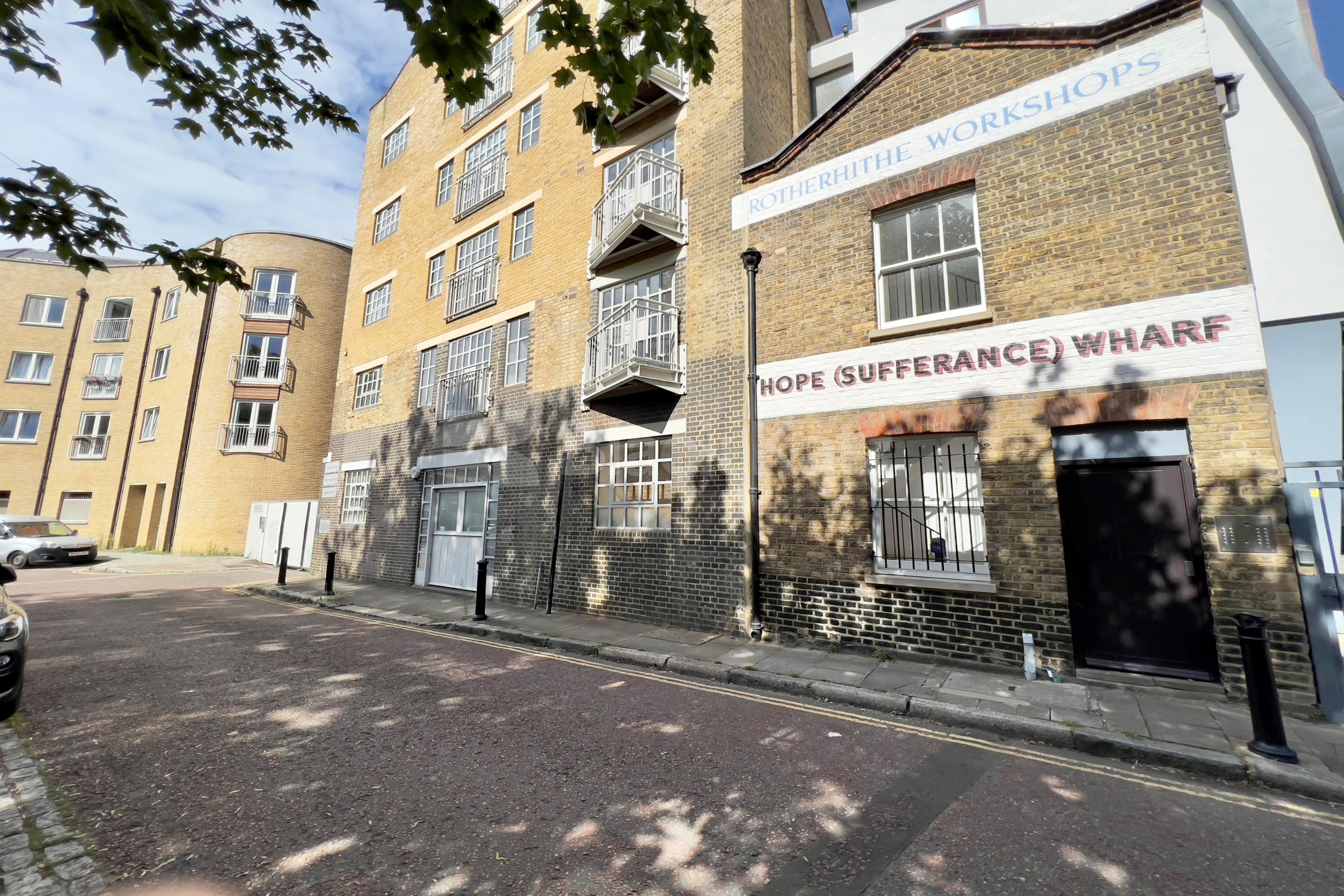  Boasting size, quality & location Bombay Court  St.Marychurch Street , Rotherhithe Village SE16
